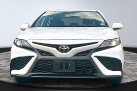 Used 2024  Toyota Camry SE Auto at The Gilstrap Family Dealerships near Easley&comma; SC