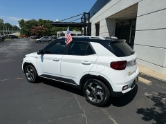 Used 2025  Hyundai Venue Limited IVT at The Truck Farm near Easley&comma; SC