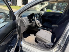Used 2019  Mitsubishi Outlander 4d SUV FWD ES at The Truck Farm near Easley&comma; SC
