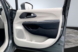 Used 2022  Chrysler Pacifica Hybrid Touring L FWD at The Gilstrap Family Dealerships near Easley&comma; SC