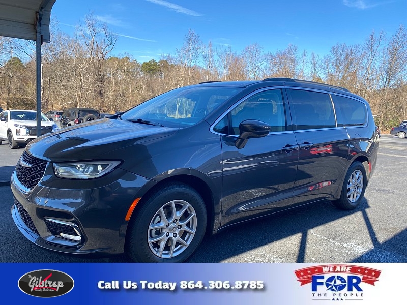 Used 2022  Chrysler Pacifica Touring L FWD at The Gilstrap Family Dealerships near Easley, SC