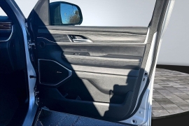 Used 2024  Jeep Wagoneer Series II 4x2 at The Gilstrap Family Dealerships near Easley&comma; SC