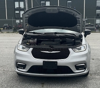 Used 2024  Chrysler Pacifica Touring L FWD at The Gilstrap Family Dealerships near Easley&comma; SC