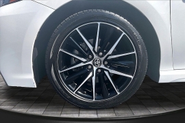 Used 2024  Toyota Camry SE Auto at The Gilstrap Family Dealerships near Easley&comma; SC