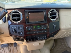 Used 2008  Ford Super Duty F-250 4WD Crew Cab Lariat at The Truck Farm near Easley&comma; SC