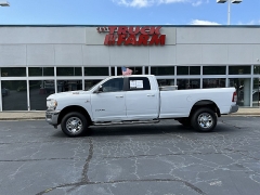 Used 2021  Ram 2500 4WD Big Horn Crew Cab 8' Box at The Gilstrap Family Dealerships near Easley&comma; SC