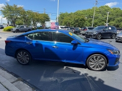 Used 2025  Nissan Altima SL AWD at The Truck Farm near Easley&comma; SC