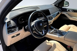 Used 2019 BMW X5 xDrive40i Sports Activity Vehicle at The Gilstrap Family Dealerships near Easley, SC