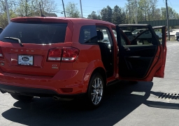 Used 2018  Dodge Journey 4d SUV FWD GT at The Gilstrap Family Dealerships near Easley&comma; SC