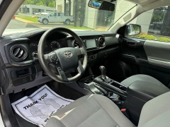 Used 2017  Toyota Tacoma 2WD Access Cab SR5 at The Truck Farm near Easley&comma; SC