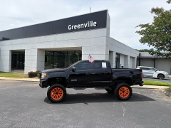 Used 2022  GMC Canyon 2WD Crew Cab 128" Elevation at The Truck Farm near Easley&comma; SC
