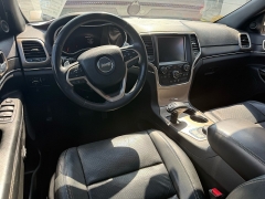 Used 2015  Jeep Grand Cherokee 4d SUV 4WD Limited at The Truck Farm near Easley&comma; SC