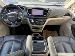 Used 2022  Chrysler Pacifica Hybrid Touring L FWD at The Truck Farm near Easley&comma; SC