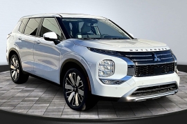 New 2025  Mitsubishi Outlander SE FWD at The Gilstrap Family Dealerships near Easley, SC