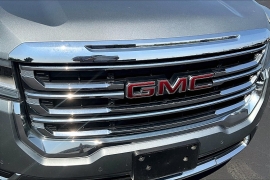 Used 2023  GMC Acadia AWD 4dr SLT at The Gilstrap Family Dealerships near Easley, SC