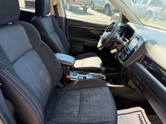Used 2019  Mitsubishi Outlander 4d SUV FWD ES at The Truck Farm near Easley&comma; SC