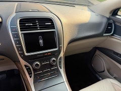 Used 2018  Lincoln MKX 4d SUV AWD Reserve 3&period;7L at The Truck Farm near Easley&comma; SC