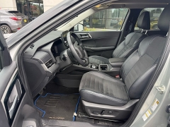 Used 2024  Mitsubishi Outlander Plug-In Hybrid SE S-AWC w&sol;Tech Pkg at The Truck Farm near Easley&comma; SC