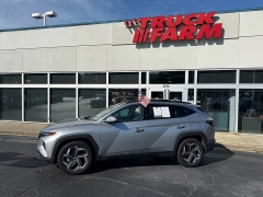 Used 2024  Hyundai Tucson Limited FWD at The Truck Farm near Easley&comma; SC
