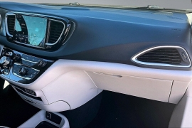 Used 2024  Chrysler Pacifica Touring L FWD at The Gilstrap Family Dealerships near Easley&comma; SC