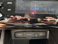 Used 2024  Hyundai Tucson SEL FWD &ast;Ltd Avail&ast; at The Truck Farm near Easley&comma; SC