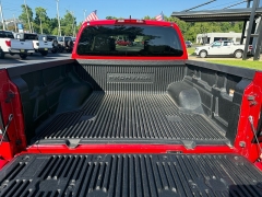 Used 2023  Nissan Frontier Crew Cab 4x4 SV Auto at The Truck Farm near Easley&comma; SC