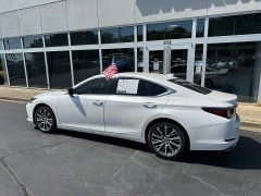 Used 2019  Lexus ES ES 350 FWD at The Truck Farm near Easley&comma; SC