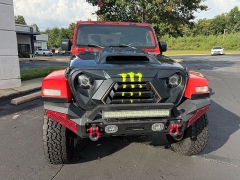 Used 2020  Jeep Gladiator Crew Cab Sport at The Truck Farm near Easley&comma; SC