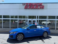 Used 2025  Nissan Altima SL AWD at The Truck Farm near Easley&comma; SC