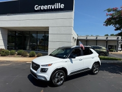 Used 2025  Hyundai Venue Limited IVT at The Truck Farm near Easley&comma; SC
