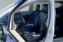 Used 2024  Chrysler Pacifica Touring L FWD at The Gilstrap Family Dealerships near Easley&comma; SC