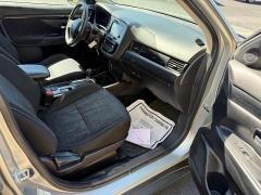 Used 2019  Mitsubishi Outlander 4d SUV FWD ES at The Truck Farm near Easley&comma; SC