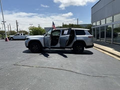 Used 2024  Jeep Grand Cherokee L Altitude 4x4 at The Truck Farm near Easley&comma; SC