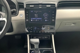 Used 2024  Hyundai Tucson SEL FWD *Ltd Avail* at The Gilstrap Family Dealerships near Easley, SC