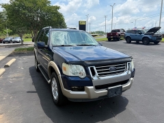 Used 2006  Ford Explorer 4d SUV 4WD Eddie Bauer at The Truck Farm near Easley&comma; SC