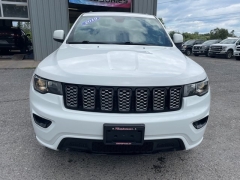 Used 2019 Jeep Grand Cherokee 4d SUV 4WD Laredo Altitude at Tecforce Automotive near Bridgeport, NY