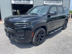 Used 2023  Jeep Wagoneer 4x4 at Tecforce Automotive near Bridgeport&comma; NY