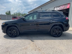 Used 2019 Jeep Cherokee 4d SUV 4WD Latitude Plus 2.0L Turbo at Tecforce Automotive near Bridgeport, NY