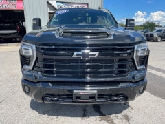 Used 2024 Chevrolet Silverado 2500HD 4WD Crew Cab 159" LT Gas at Tecforce Automotive near Bridgeport, NY