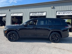 Used 2023  Jeep Grand Cherokee L Altitude 4x4 at Tecforce Automotive near Bridgeport&comma; NY