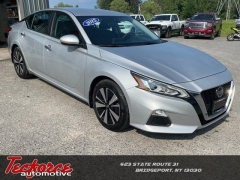 Used 2022 Nissan Altima 2.5 SV Sedan at Tecforce Automotive near Bridgeport, NY