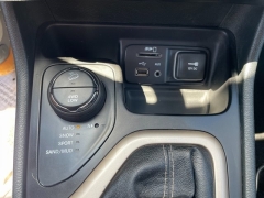 Used 2015 Jeep Cherokee 4d SUV 4WD Latitude at Tecforce Automotive near Bridgeport, NY