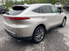 Used 2021  Toyota Venza XLE AWD at Tecforce Automotive near Bridgeport&comma; NY