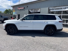 Used 2023  Jeep Grand Cherokee L Altitude 4x4 at Tecforce Automotive near Bridgeport&comma; NY