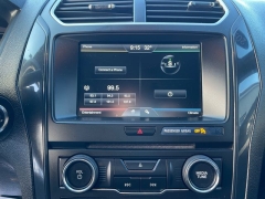 Used 2016  Ford Explorer 4d SUV 4WD XLT at Tecforce Automotive near Bridgeport&comma; NY