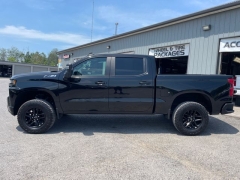 Used 2020  Chevrolet Silverado 1500 4WD Crew Cab LT Trail Boss at Tecforce Automotive near Bridgeport&comma; NY