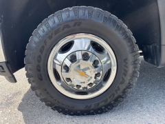 Used 2024  Chevrolet Silverado 3500HD 4WD Crew Cab 172" LT Dsl at Tecforce Automotive near Bridgeport&comma; NY