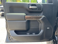 Used 2020  Chevrolet Silverado 1500 4WD Crew Cab LT Trail Boss at Tecforce Automotive near Bridgeport&comma; NY