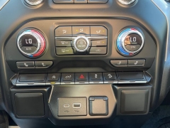 Used 2021  Ram 1500 Classic 4WD SLT Crew Cab 5'7" Box at Tecforce Automotive near Bridgeport&comma; NY
