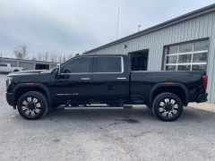 Used 2025  GMC Sierra 2500HD 4WD Crew Cab 159" Denali Gas at Tecforce Automotive near Bridgeport&comma; NY